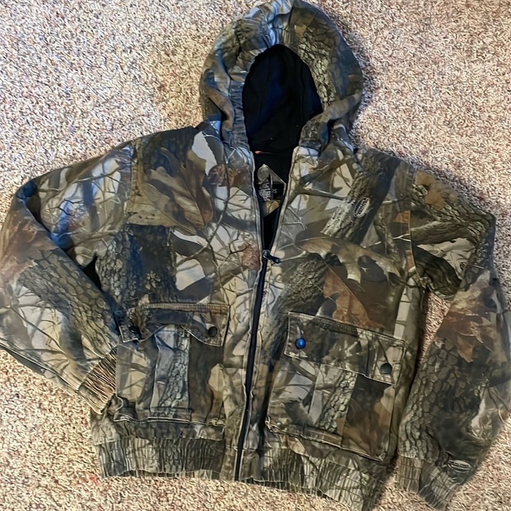 Outfitters ridge camo coat with hood kids size xl 14/16